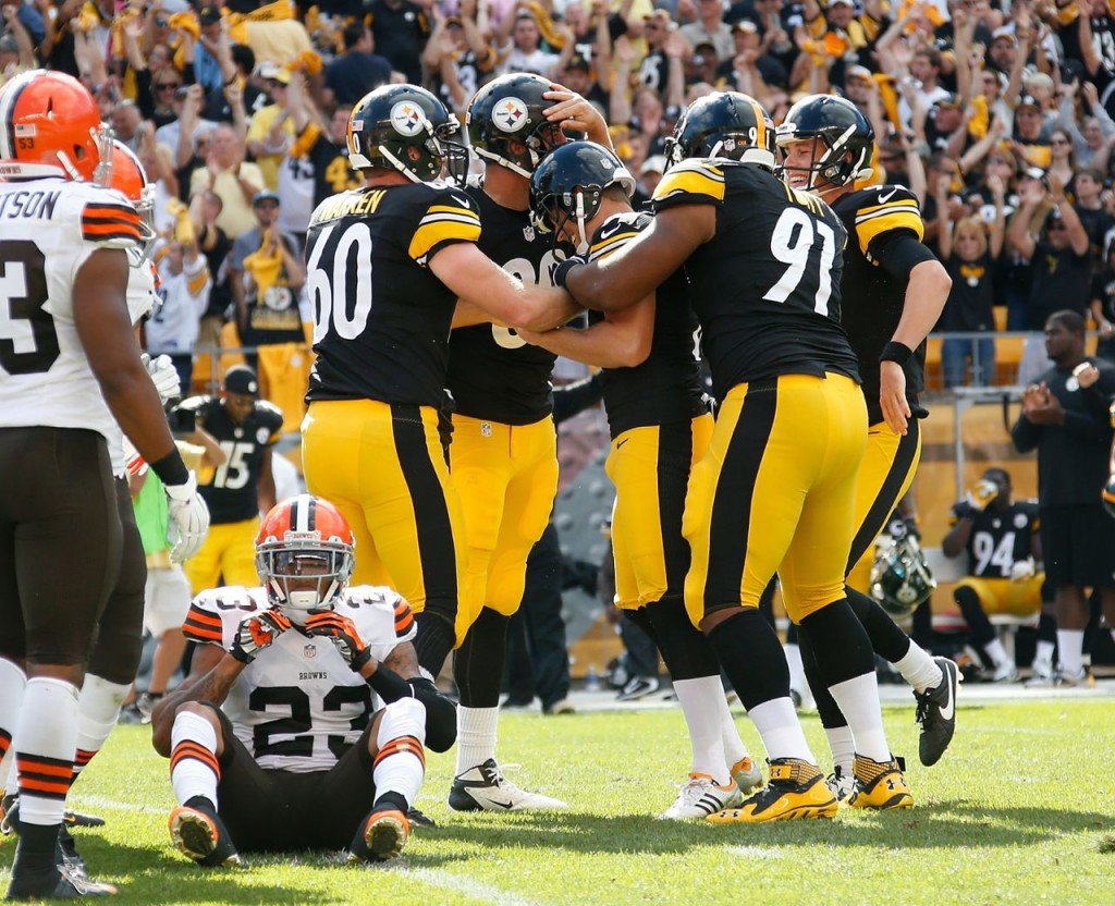 Cleveland Browns v Pittsburgh Steelers